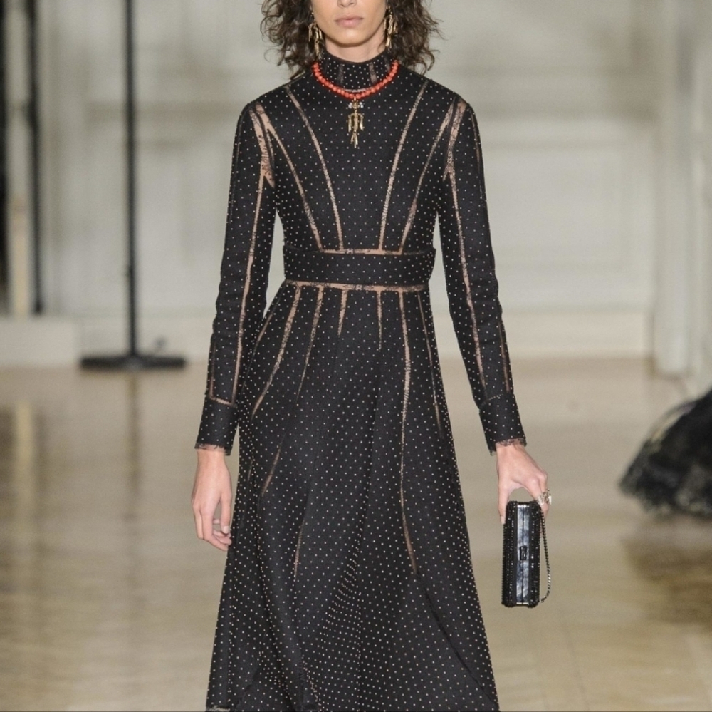 Valentino chaste dress, size 38 **no label